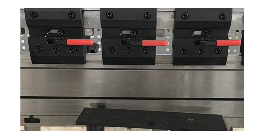 09-Mechanical-Fast-Clamps