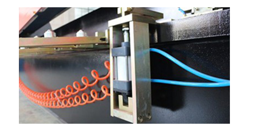 11-Vertical V Grooving Machine