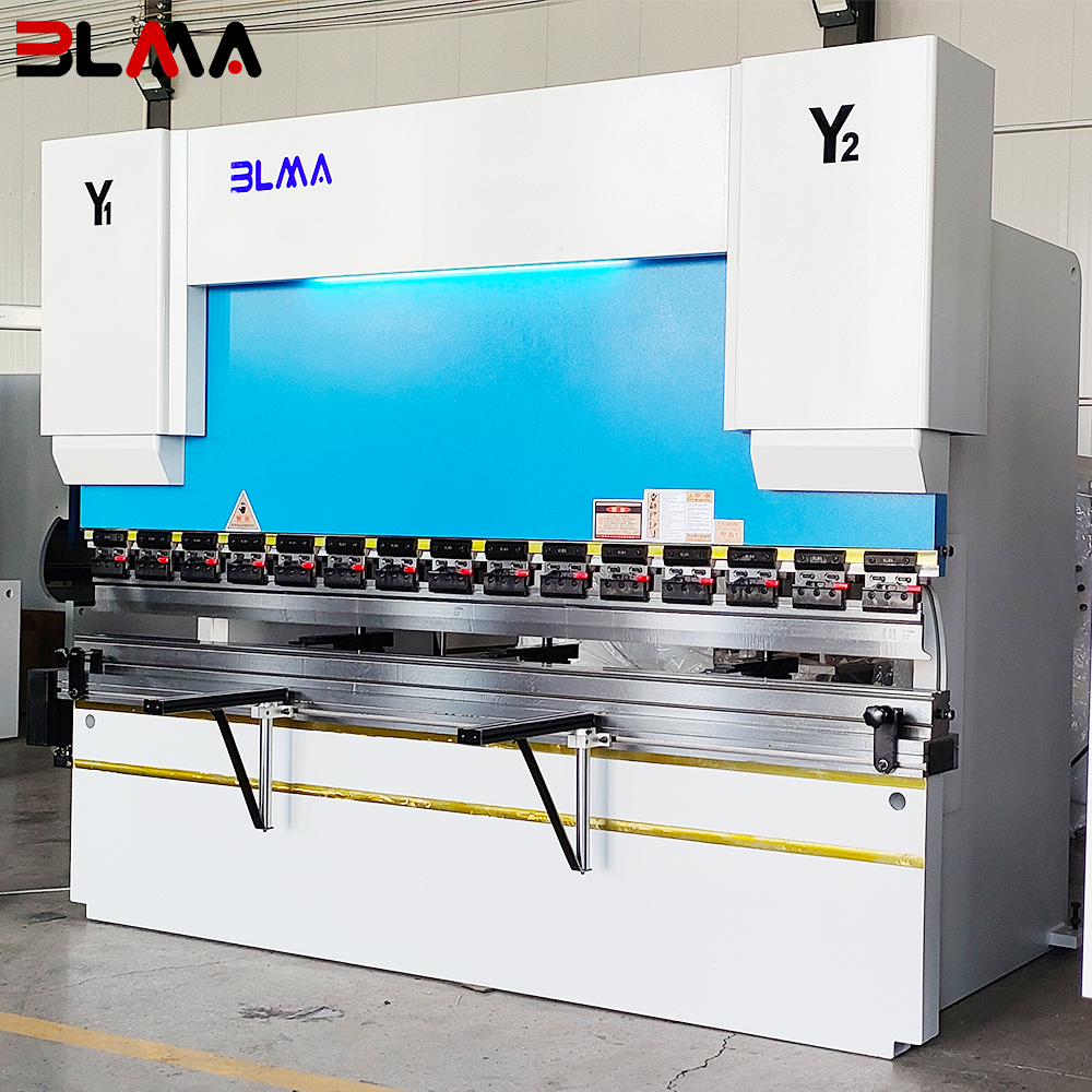 2025-BLMA-WE67K-200T3200 DA53T 4+1 Axis CNC Hydraulic Press Brake