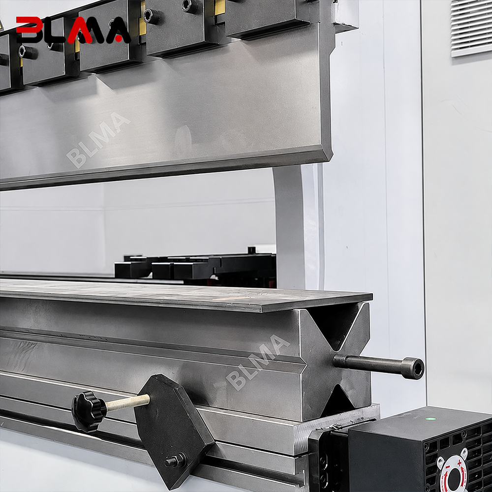500 Ton 6000mm DA66S 4+1 Axis Heavy Duty CNC Press Brake with Follow-up Support