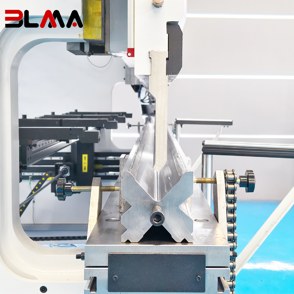 500T4000 DA53TX 4+1 Axis CNC Press Brake – 500 Ton 4000mm Heavy Duty CNC Bending Machine