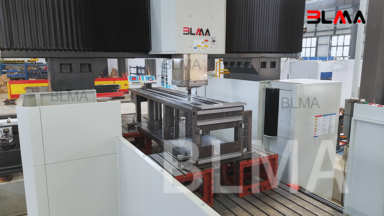 Hydraulic Tube Bending Machine88.png