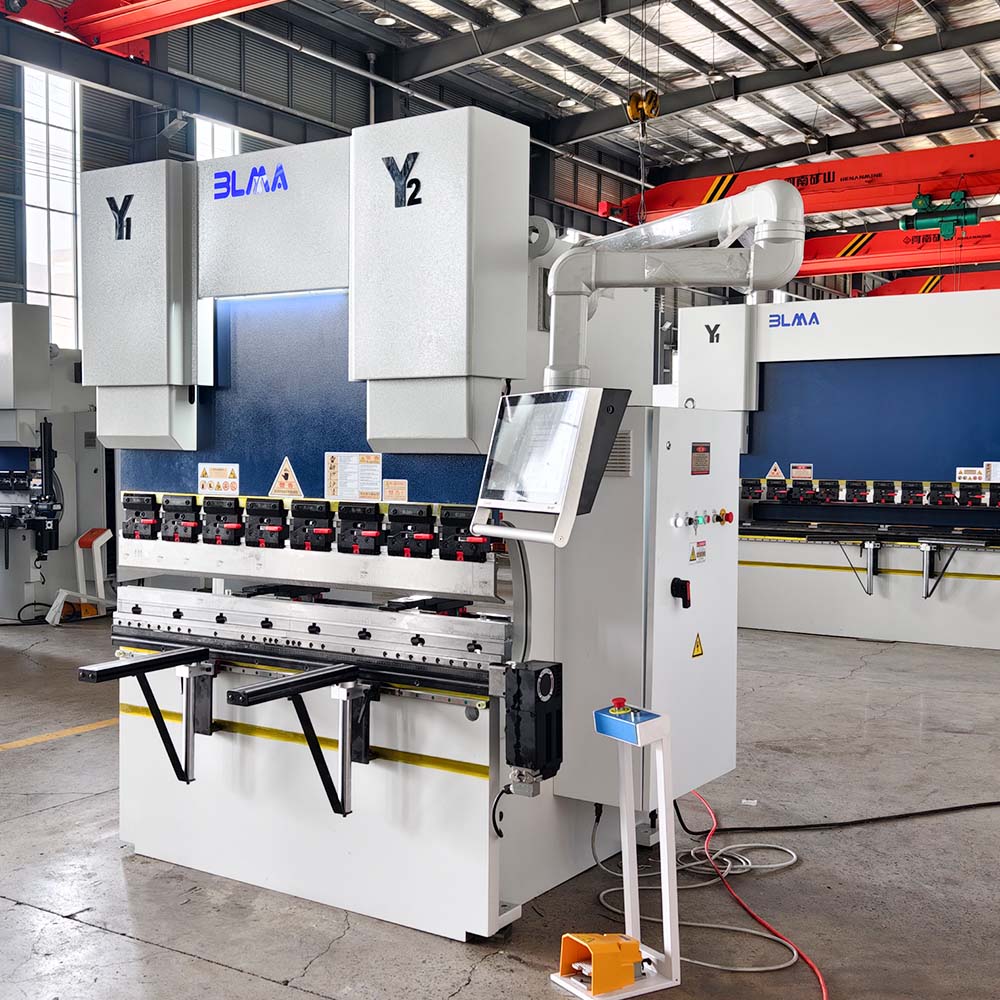 2026-BLMA-WE67K-60T1600 DA58T 4+1 Axis Compact CNC Press Brake