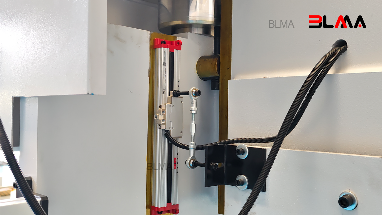 electric cnc press brakeG