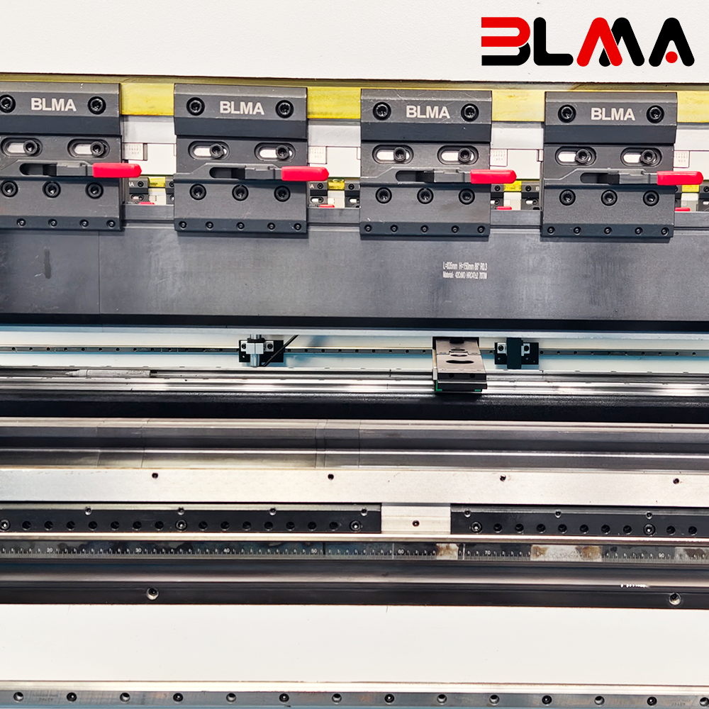 2026-BLMA-WE67K-170T3200 DA58T 4+1 Axis CNC Press Brake