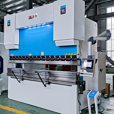 400T3200 DA53T 4+1 Axis CNC Press Brake – 400 Ton 3200mm Heavy Duty CNC Bending Machine