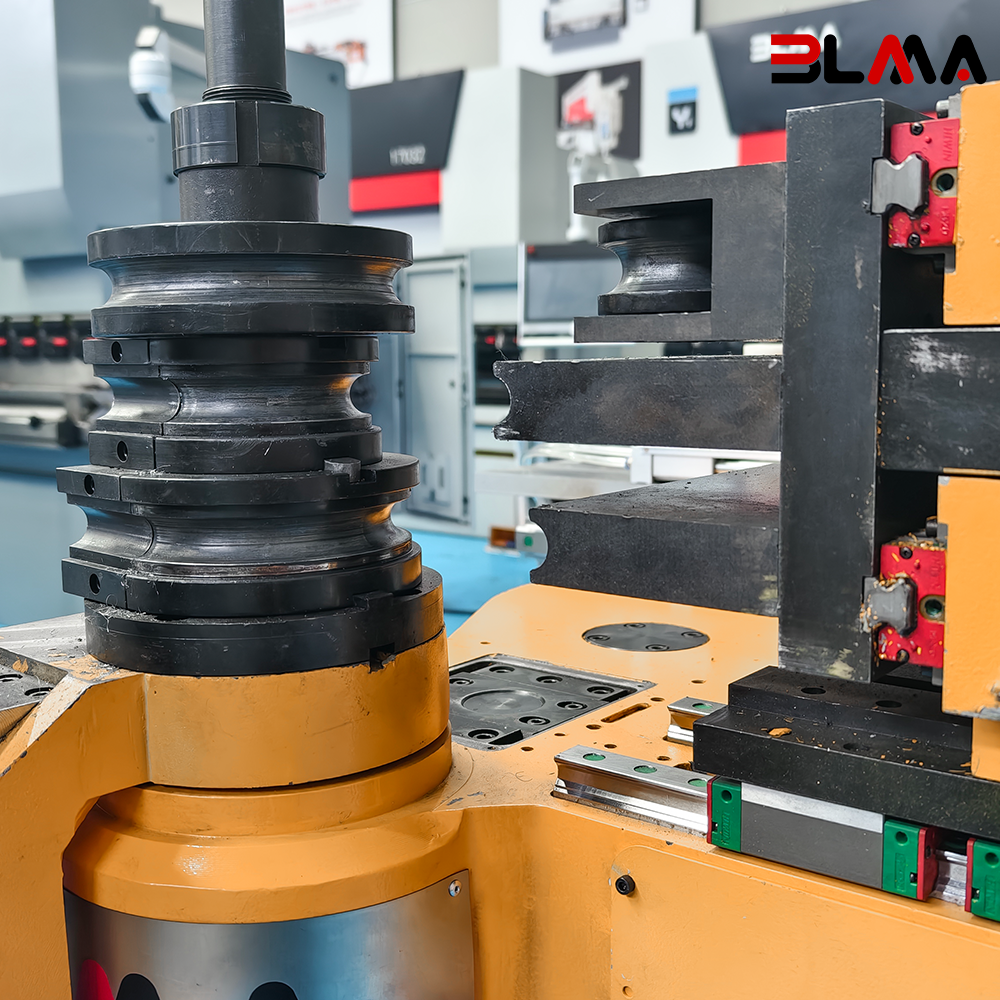 2026-BLMA-DW50CNC-5AMSV CNC Tube Bending Machine | Multi-Stack Pipe Bender for Tight Radius and Large Radius Bending