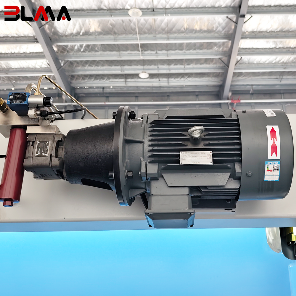 2026-BLMA-WE67K-200T3200 DA53T 4+1 Axis CNC Press Brake
