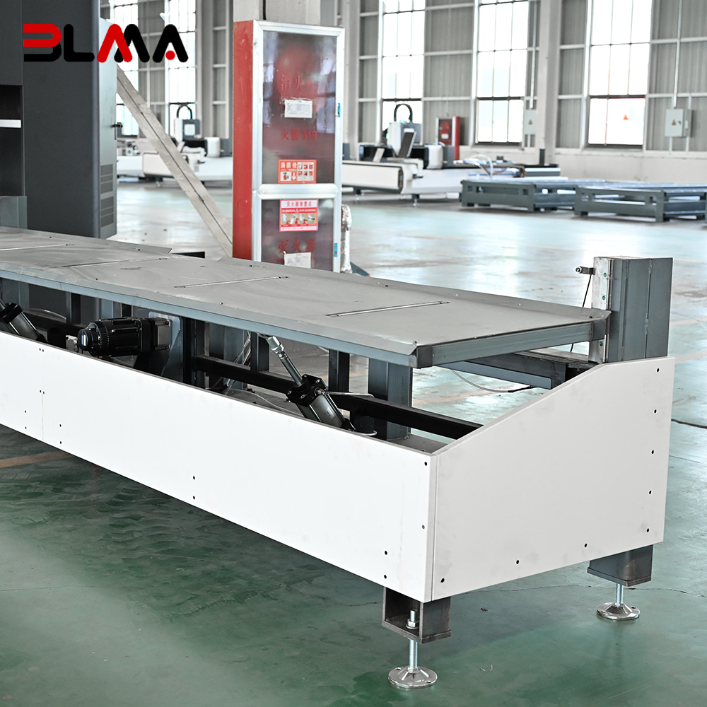 6000W 3015 Fiber Laser Cutting Machine with Bevel Cutting, Automatic Loading and Vision Welding