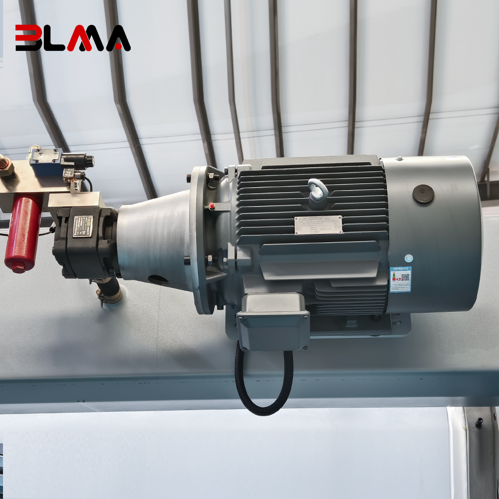 Press Brake Bending Radius Calculation Guide: Step-by-Step Industrial Formulas